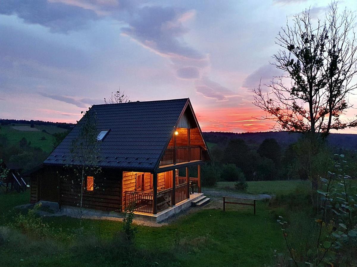Domki Na Wzgorzu Nowica Exterior foto
